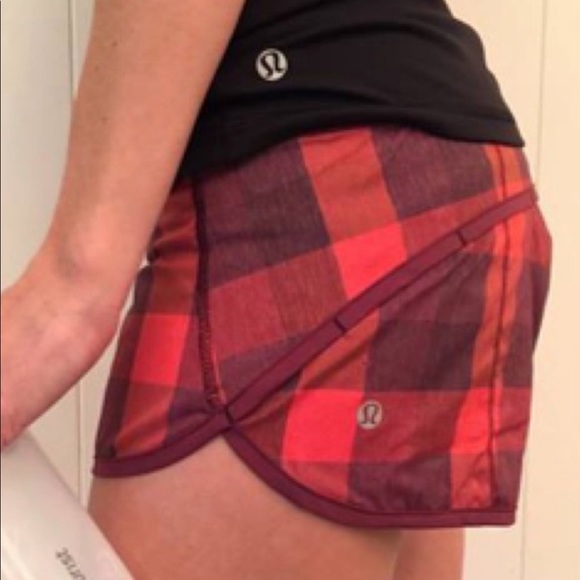 Lululemon run speed shorts red Yama Check - Picture 4 of 4